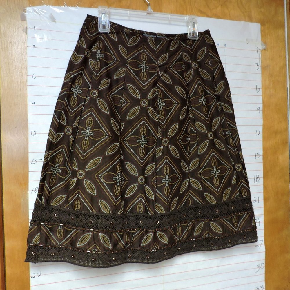 APT. 9 - knee length skirt w/ embellishments sz 8 brown